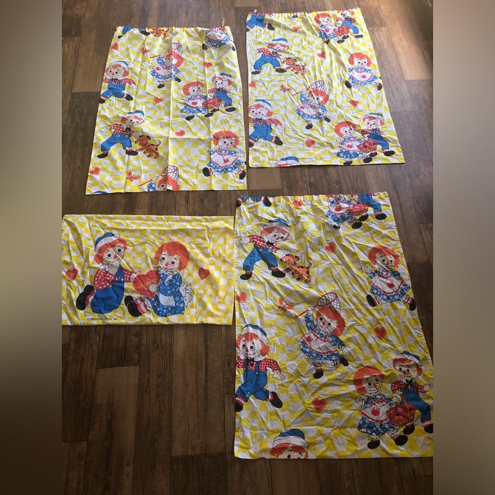 Bobbs Merrill Company Raggedy Ann Andy Pillowcase And Curtain? Panels Yellow